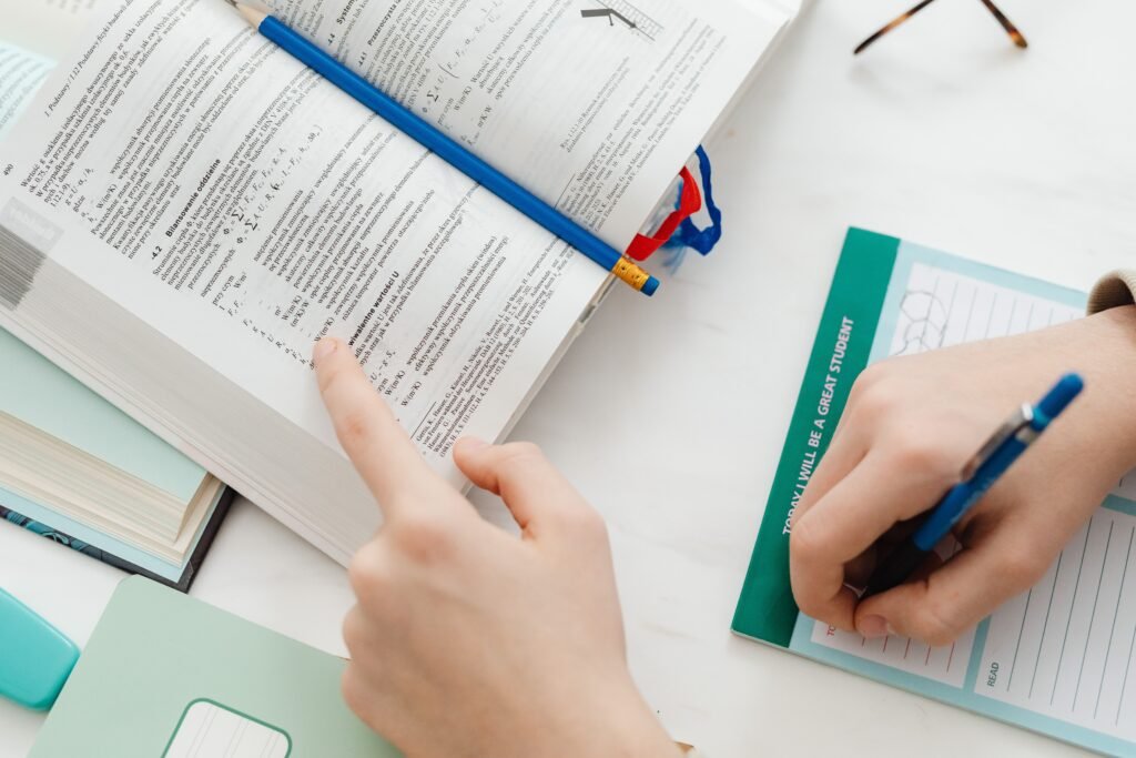best ai tools for writing college assignments